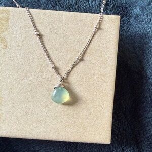 Elegant Silver Necklace with Green Pendant